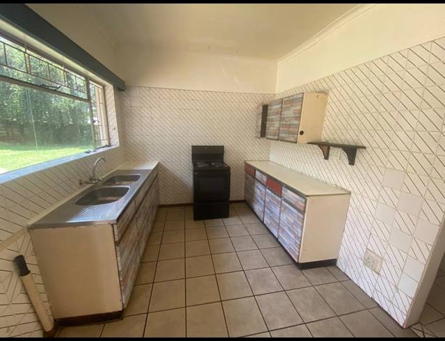 4 BEDROOM HOUSE FOR SALE IN KANONKOP